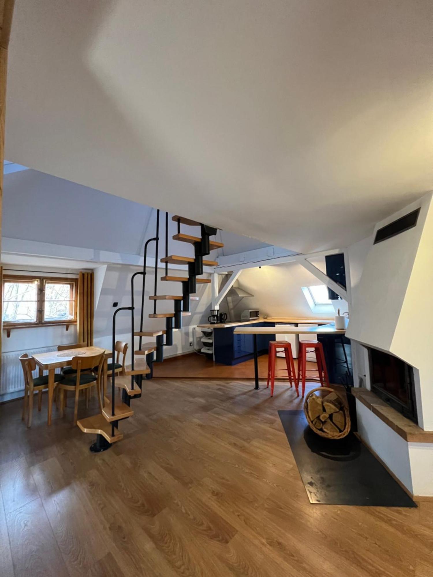 Villa Stara Apteka Srebrna Gora ภายนอก รูปภาพ